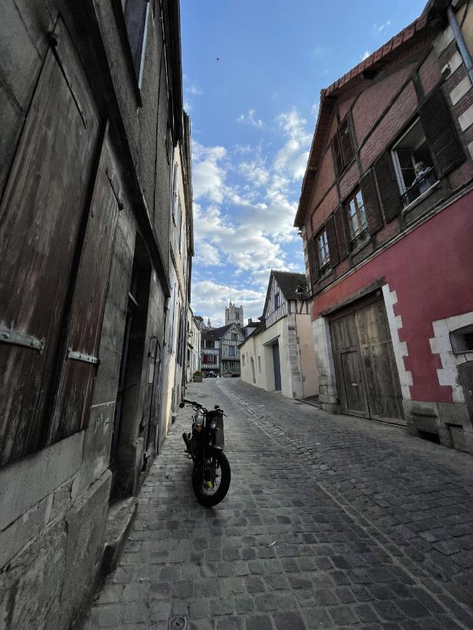 Appartement Le Saint-Nicolas Auxerre Les Quais Exterior foto