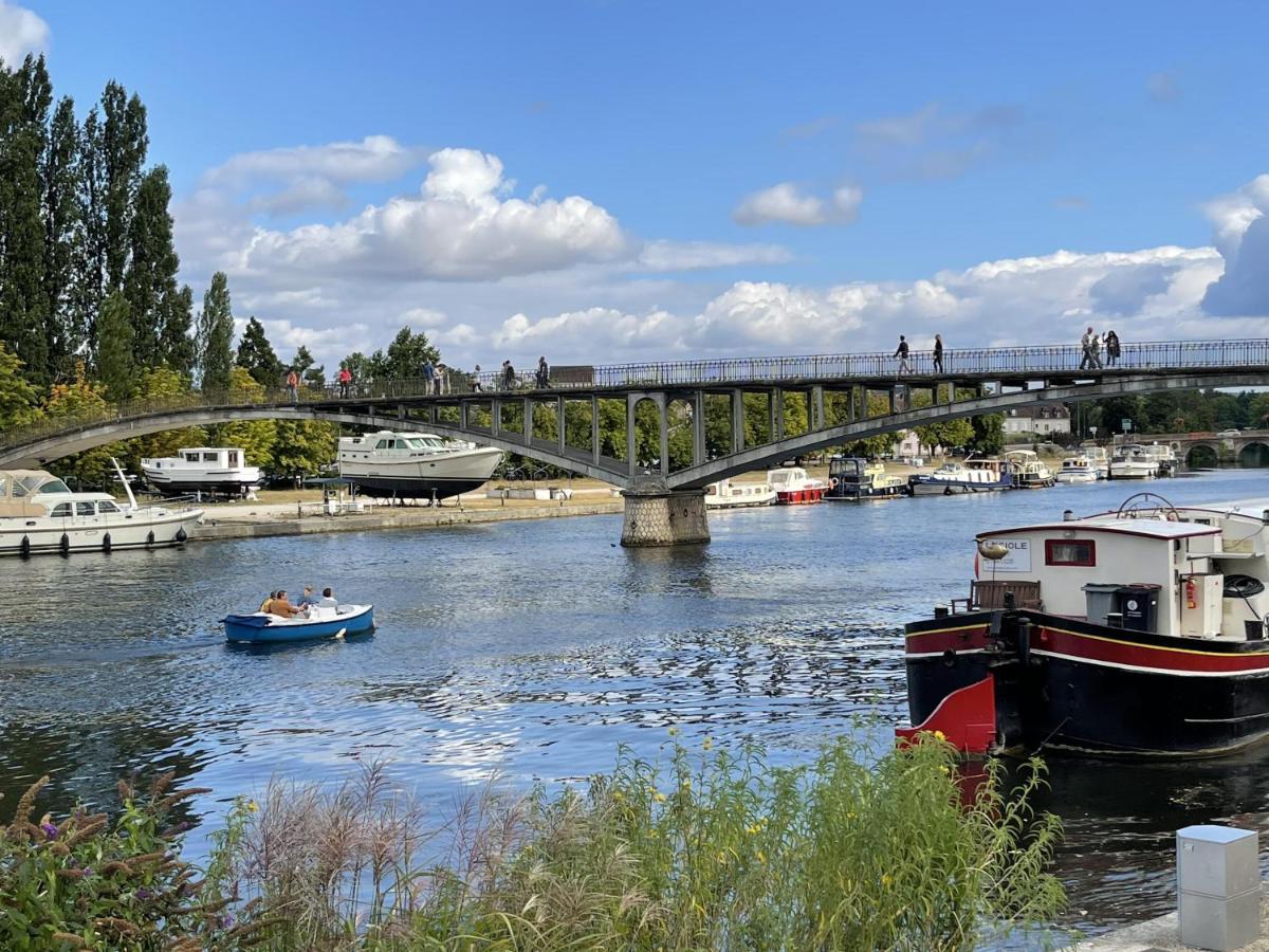 Appartement Le Saint-Nicolas Auxerre Les Quais Exterior foto